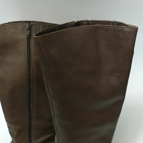 Matisse Brown Leather Round-Toe, Side Zipper Closure Women's Boots. Size-8.5 - Picture 9 of 16